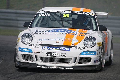 Tim Buijs knokt in peloton van Porsche Carrera Cup